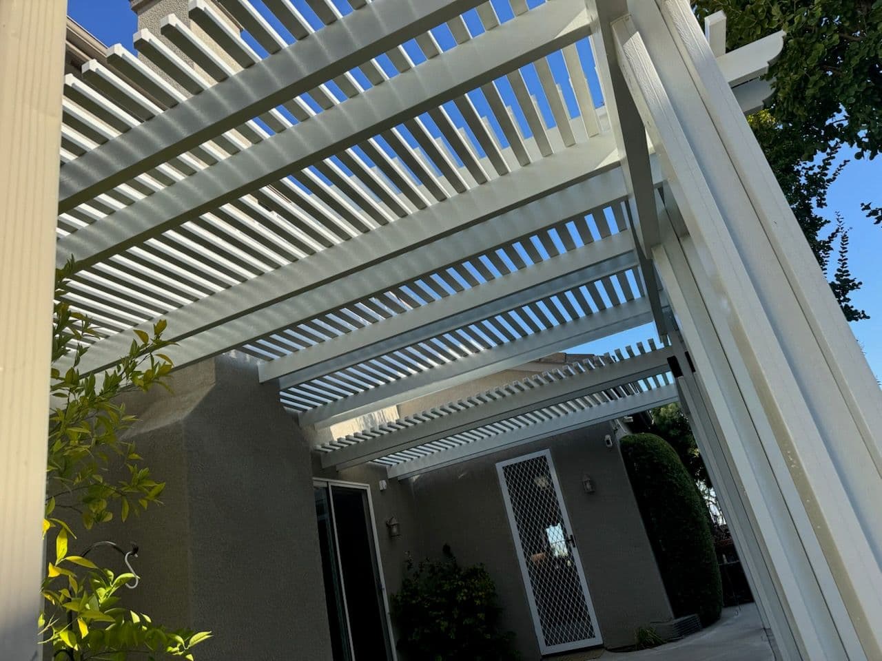 Gallery photos for Elevate Your Outdoor Living with Lattice Alumawood: Image #1