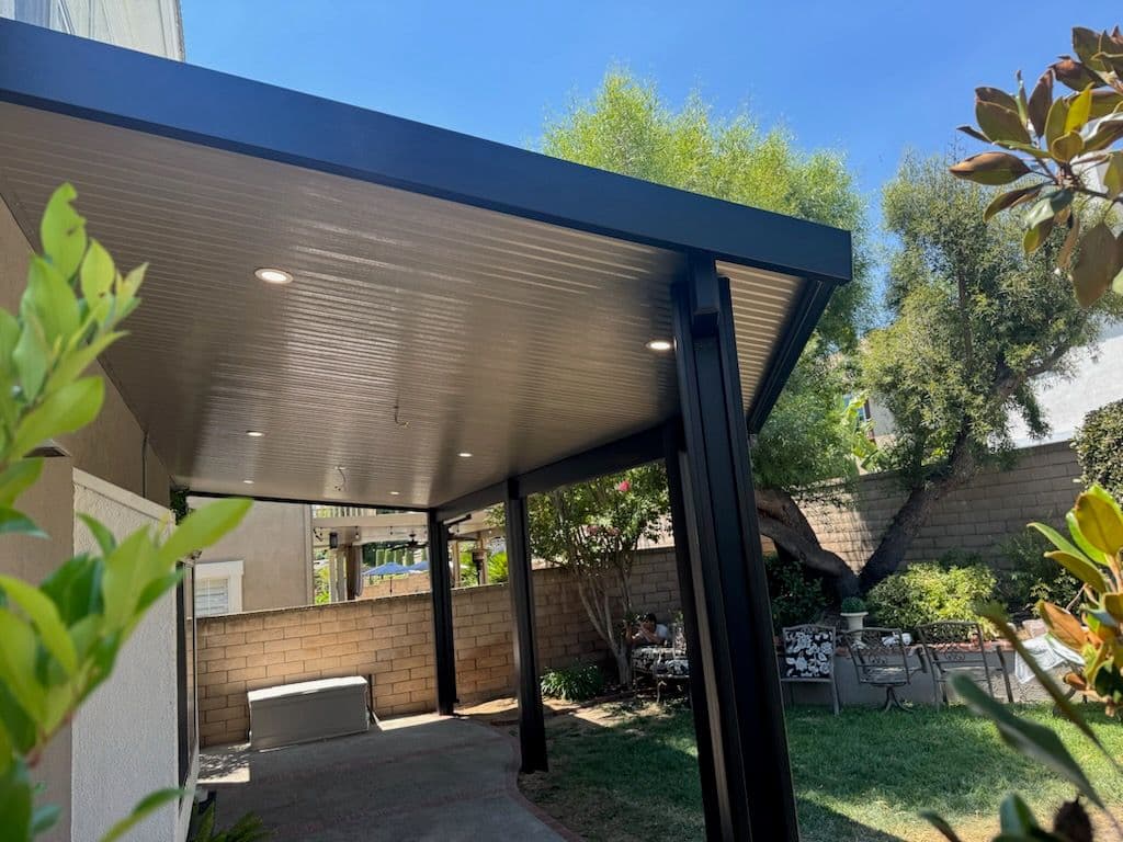 Elegant Custom Patio Covers for Enhanced Comfort image